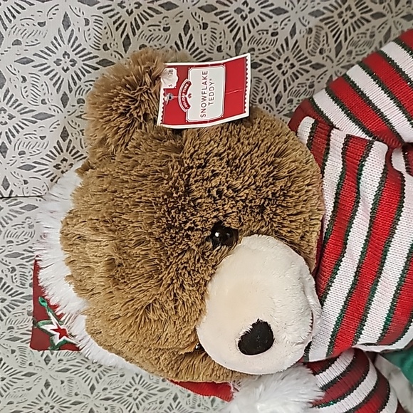 NWT Snowflake Teddy Christmas 2021 Santa Hat soft plush stuffed collector's 20" - Picture 5 of 12